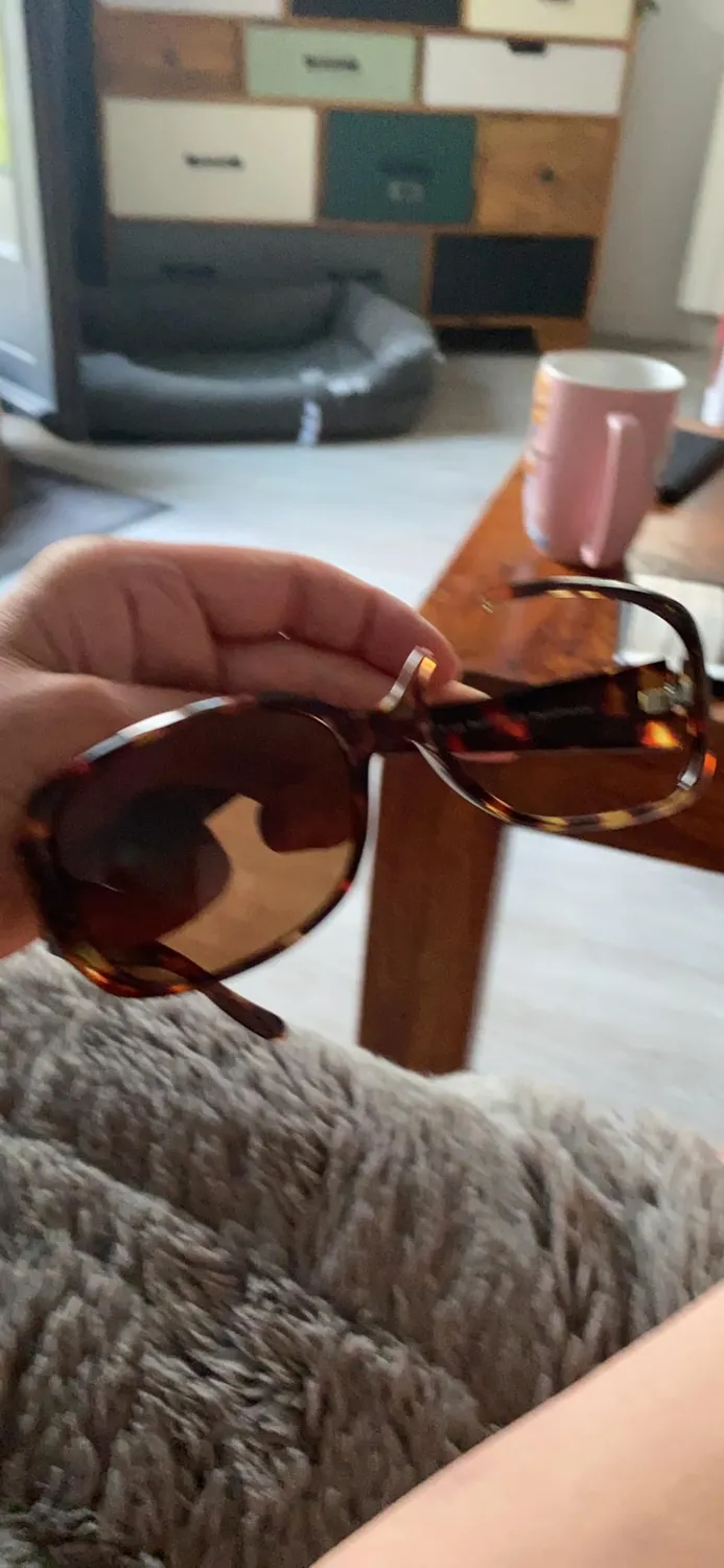 GQUEEN Damen Sonnenbrille Schwarz-Grau polarisiert