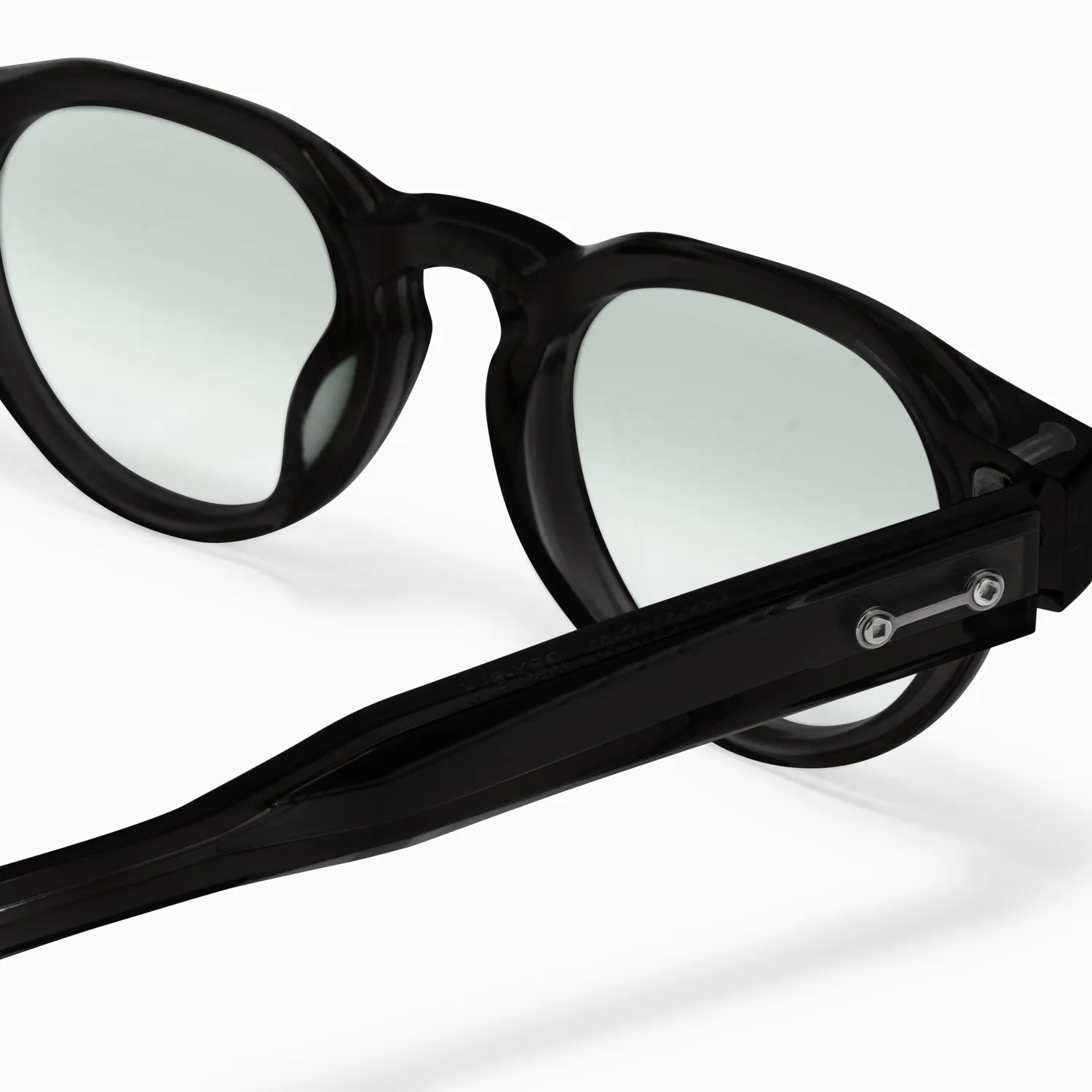 Akoni Etere Andra Sonnenbrille Crystal Black leicht