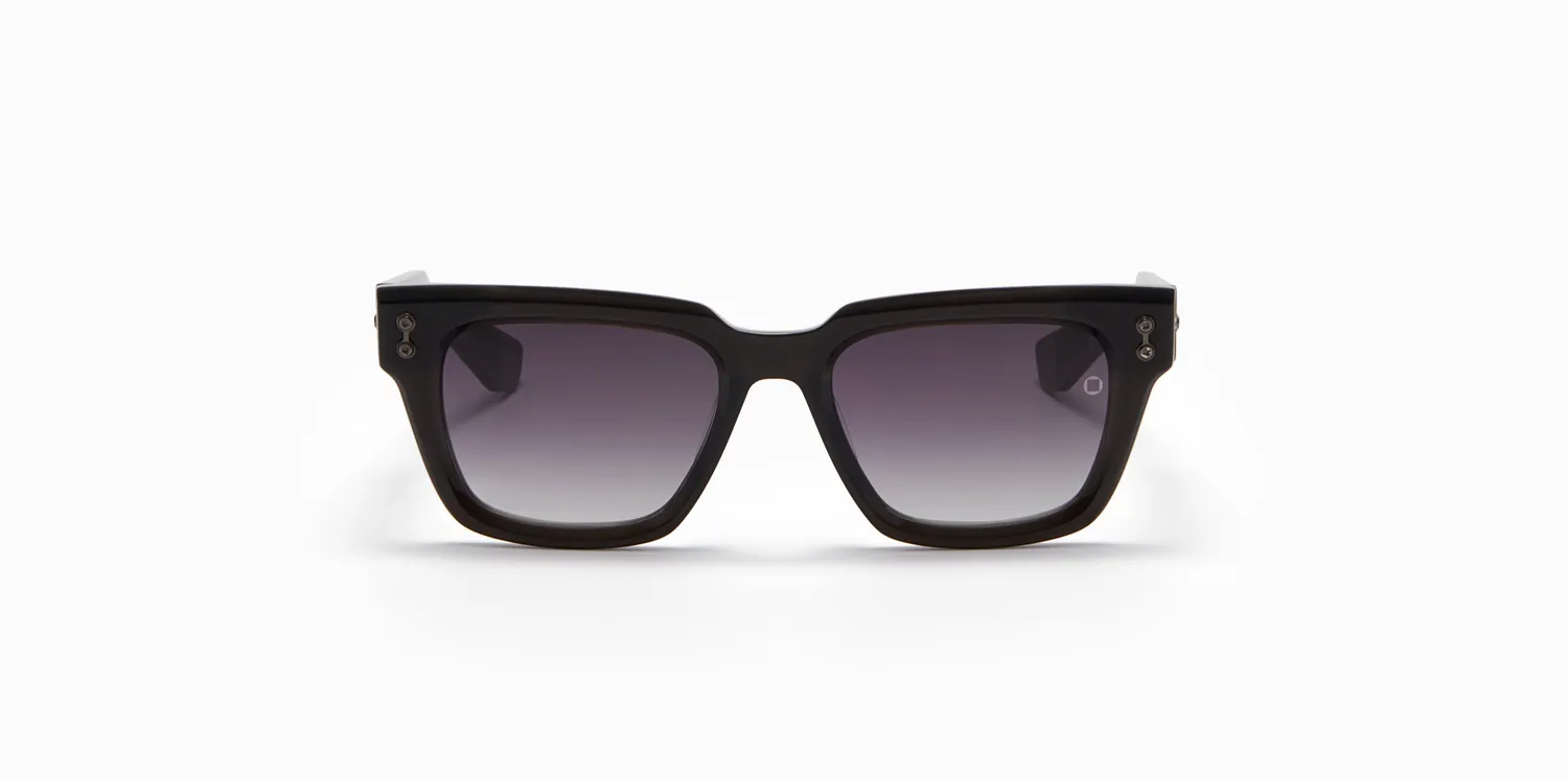 Akoni Etere Pyxis Sonnenbrille Crystal Black entspiegelt