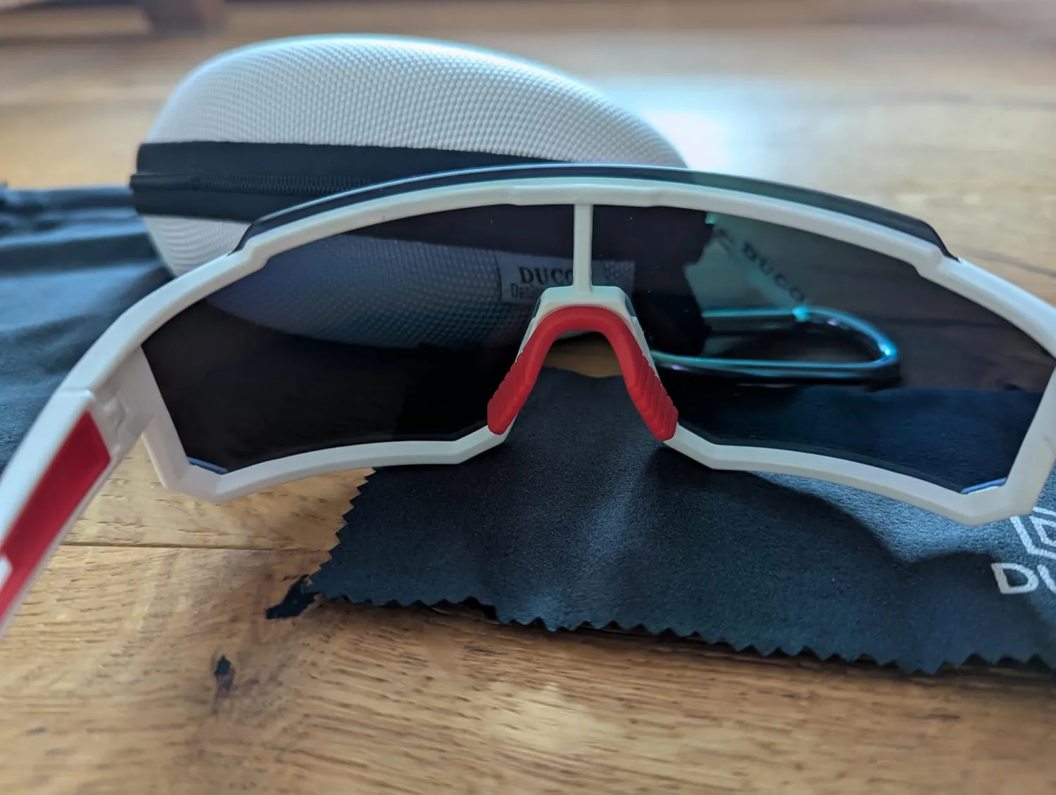 DUCO DC0068 Sport-Sonnenbrille schwarz-grau polarisiert
