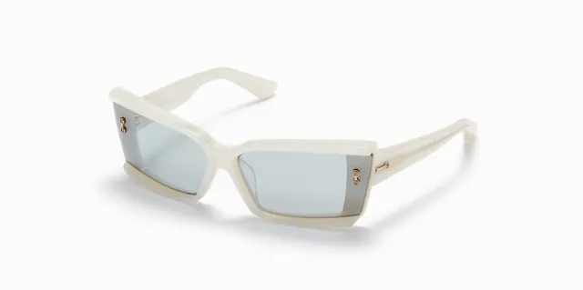 Akoni Etere Lynx Sonnenbrille Cloudy White Cat Eye