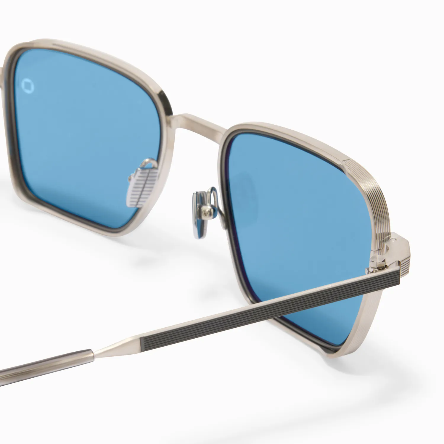 Akoni Optima Giano-Two Sonnenbrille Brushed Silver Titan