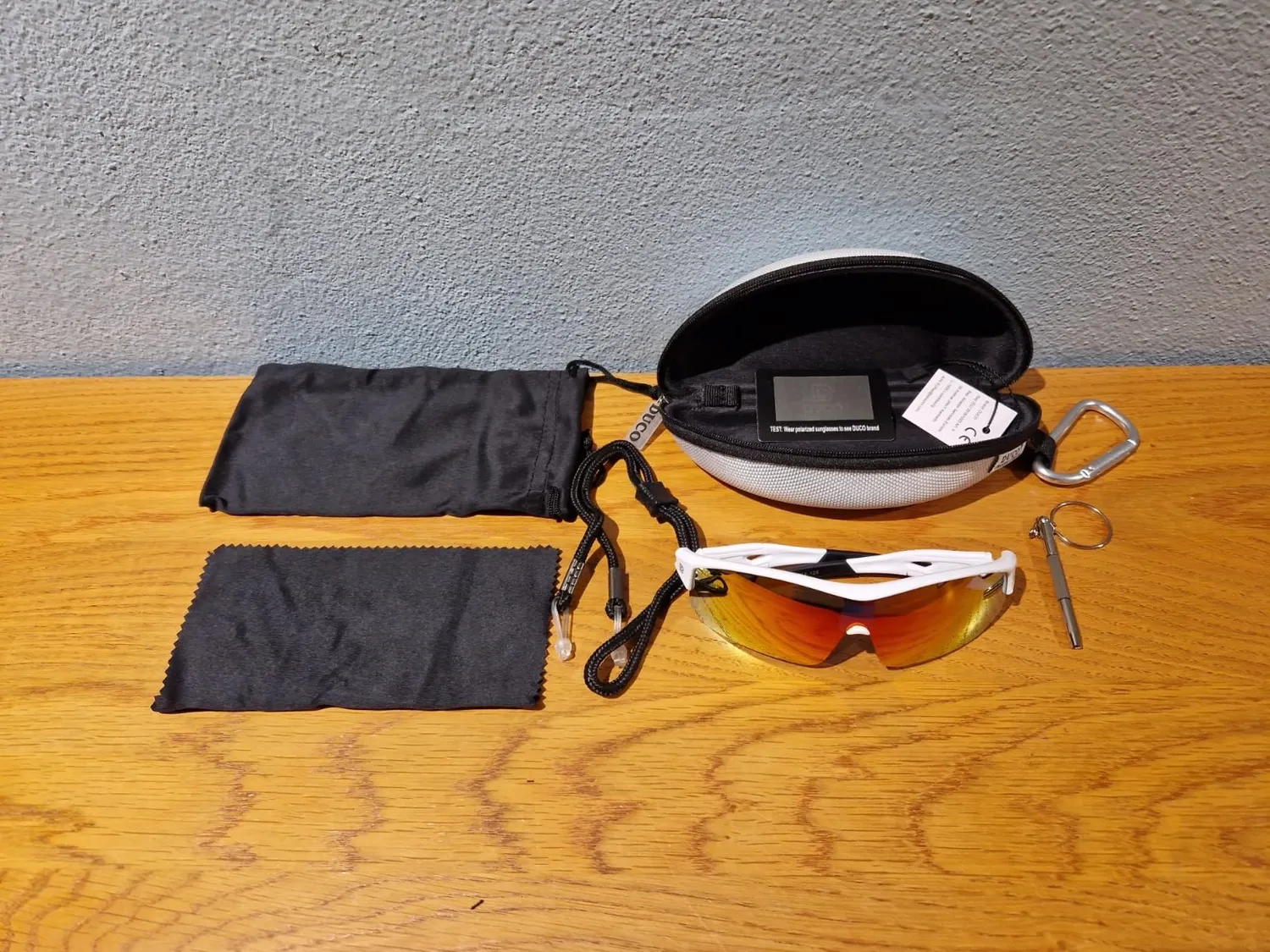 DUCO DK261 Kinder Sportbrille polarisiert schwarz-rot