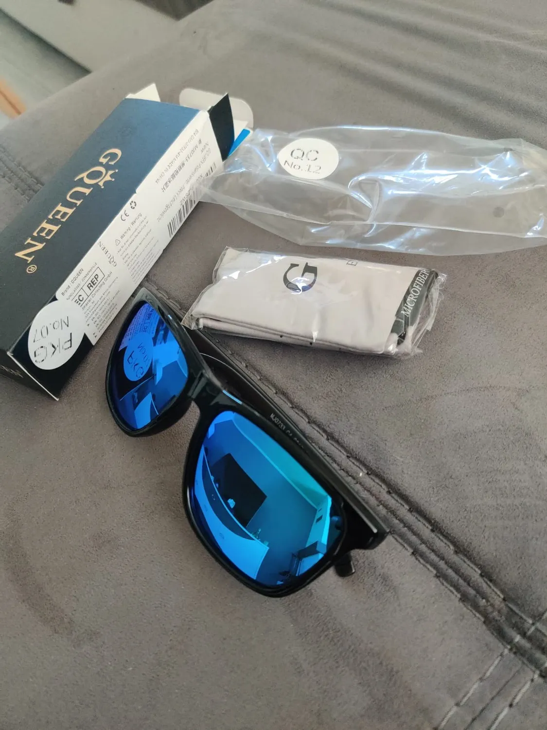 GQUEEN Rechteck Sonnenbrille Schwarz Blau polarisiert leicht