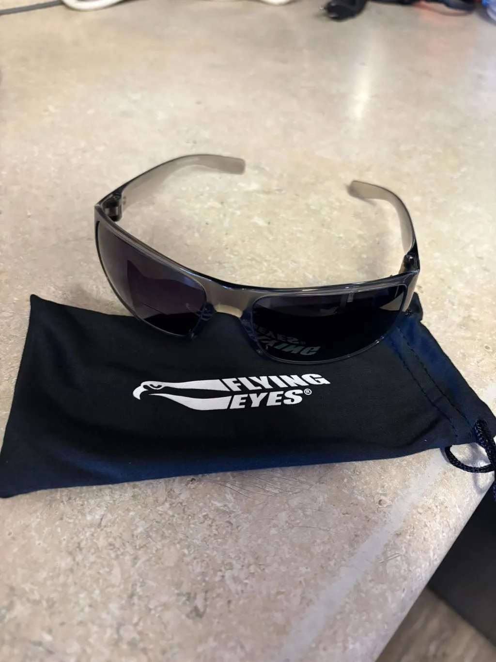 Flying Eyes Kingfisher Sport Bifokal Sonnenbrille Gradient Gray +1.5