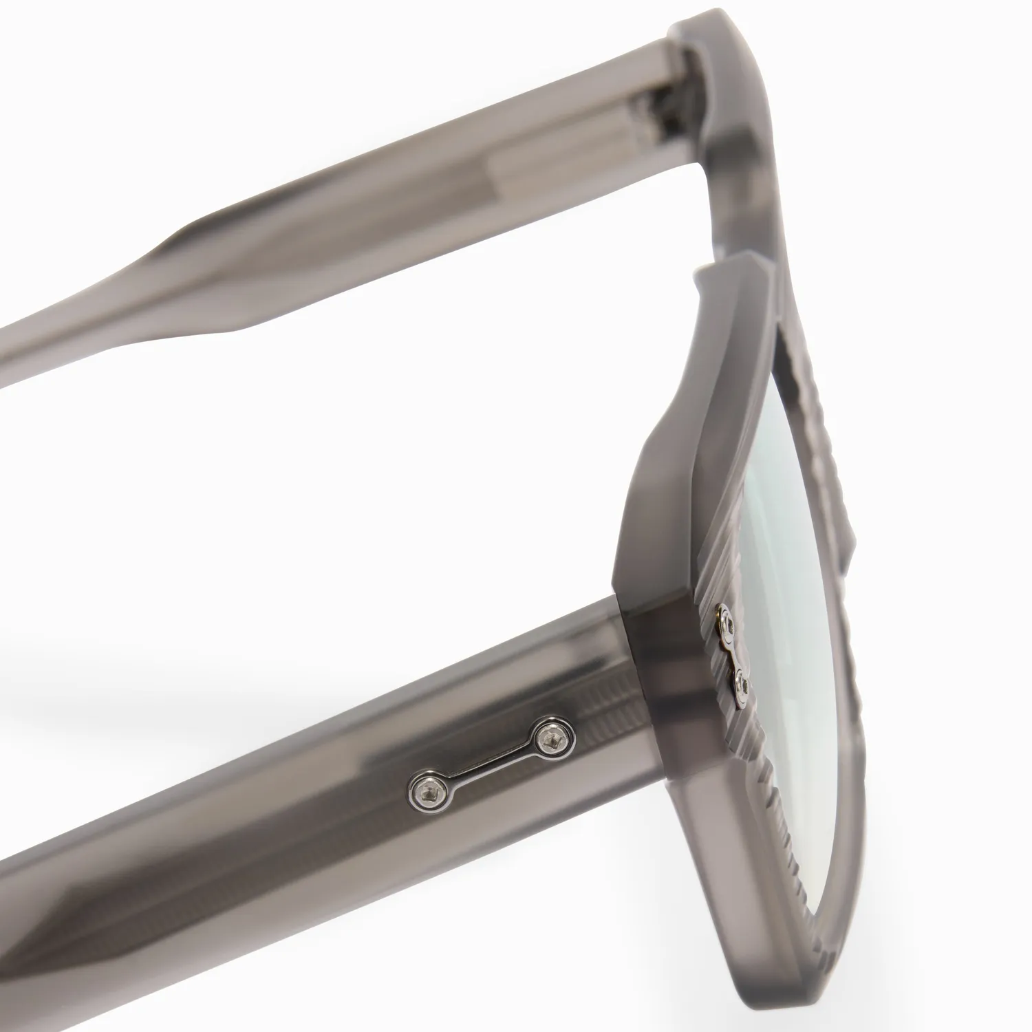 Akoni Optima Pegasus Sonnenbrille Matte Crystal Grey Facette